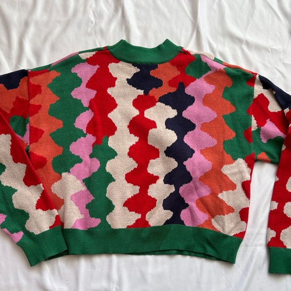 Cropped Colorful Patterned Sweater - Picture 3 of 4